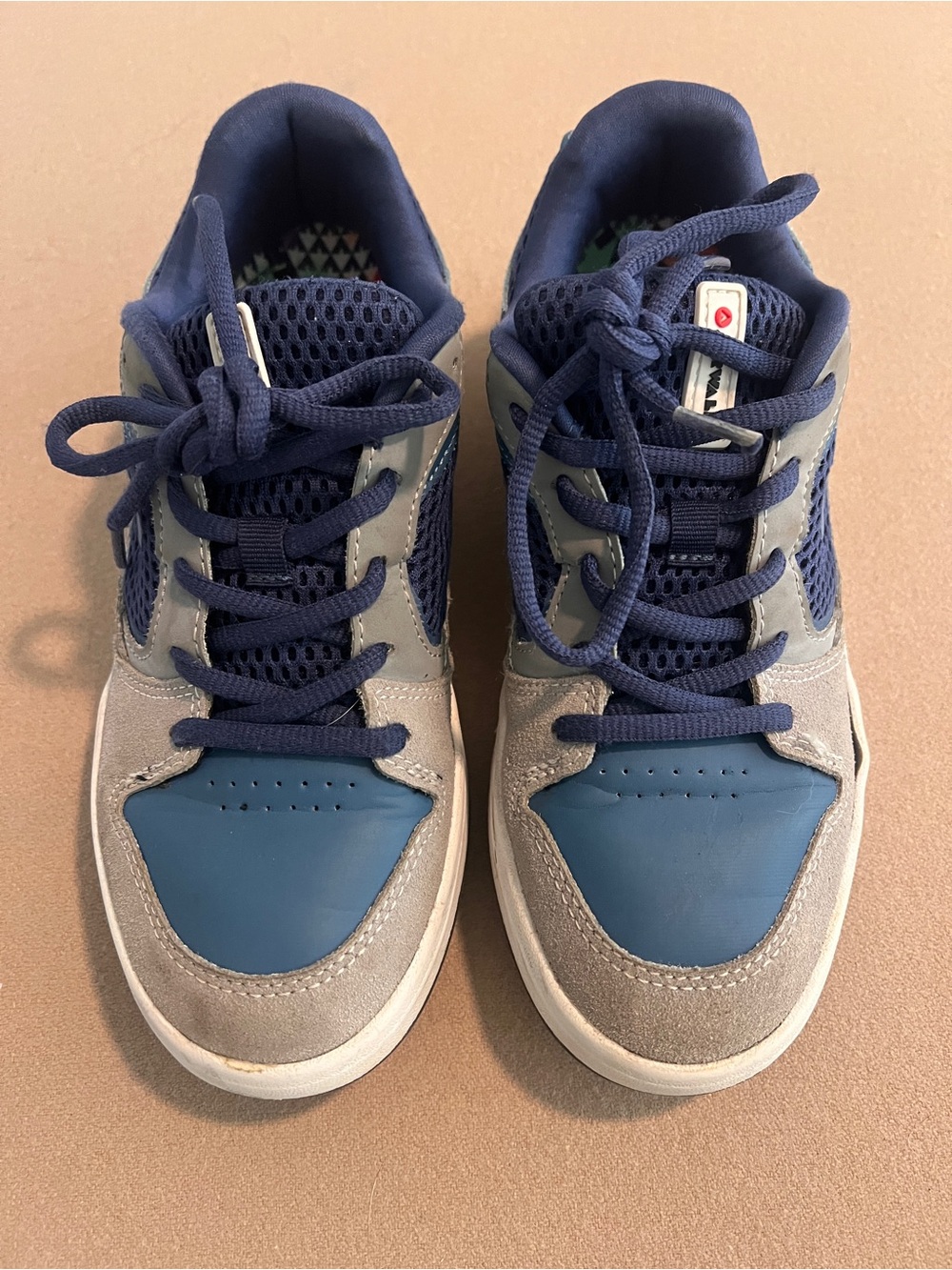 Airwalk Kids Navy and Gray Sneakers- size 4